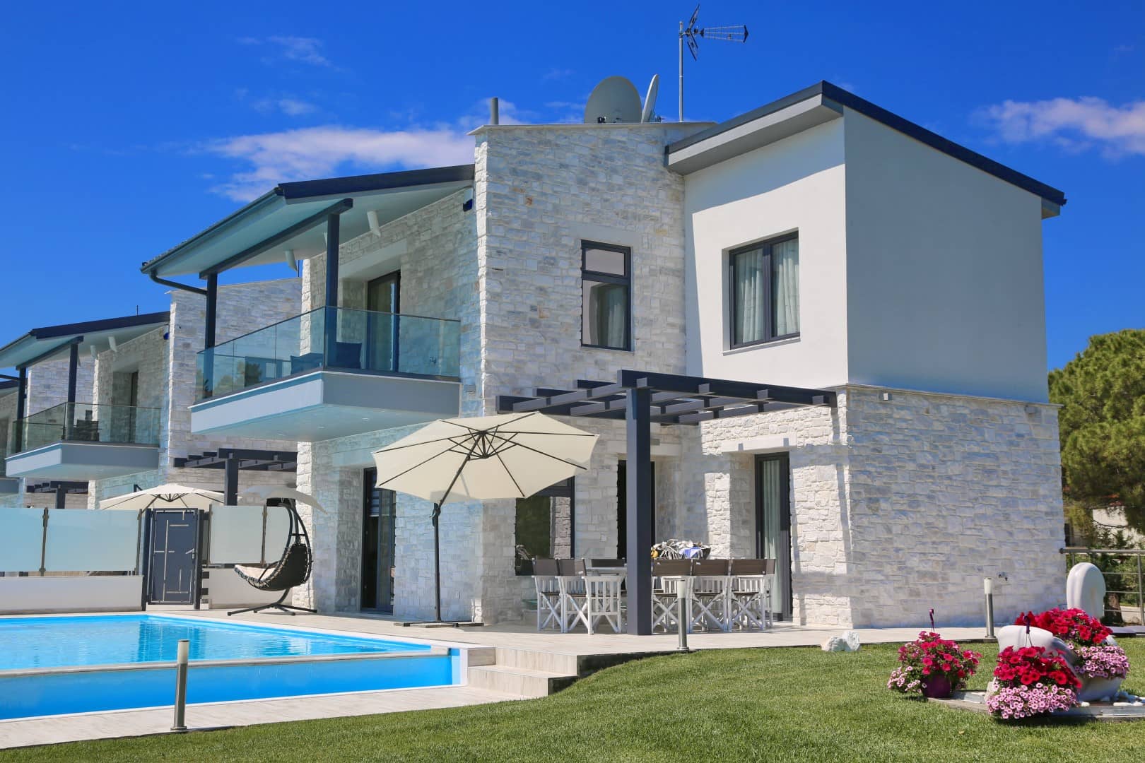 White Pearl Villas for Rent Halkidiki